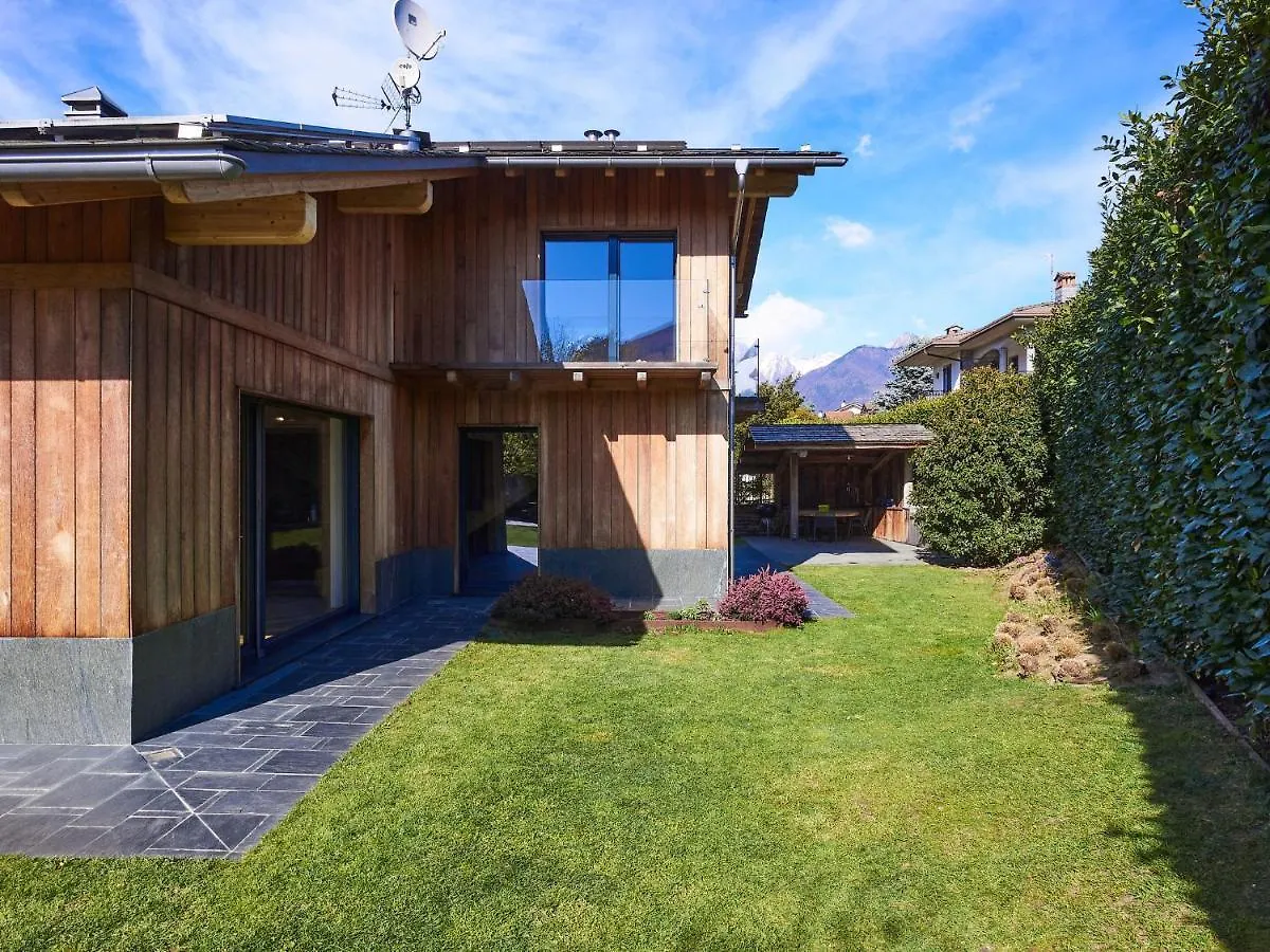 Villa Woodhouse By Interhome Colico 0*,  Italië