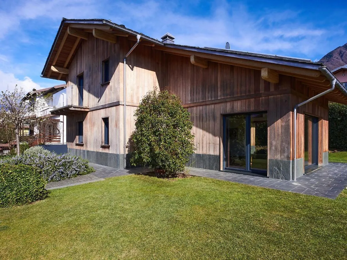 Villa Locazione Turistica Woodhouse Colico Italia